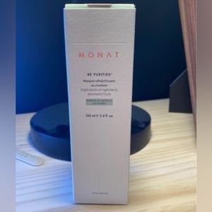 Monat be purified charcoal mask